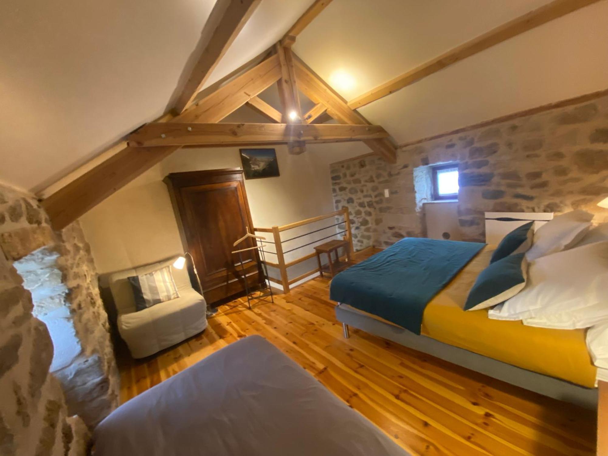 Les Caselles, Gite Et Maison D'Hotes Saint-Beauzely Buitenkant foto