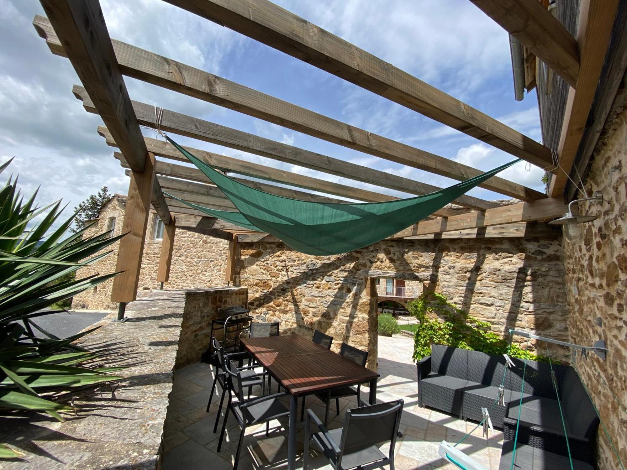 Les Caselles, Gite Et Maison D'Hotes Saint-Beauzely Buitenkant foto