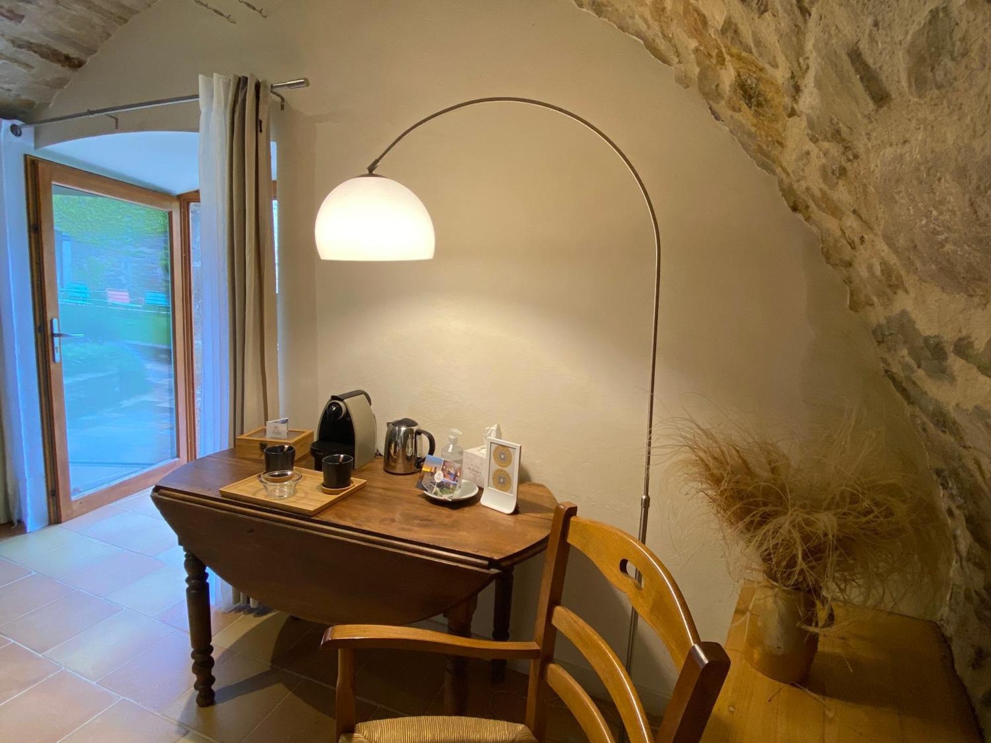 Les Caselles, Gite Et Maison D'Hotes Saint-Beauzely Buitenkant foto